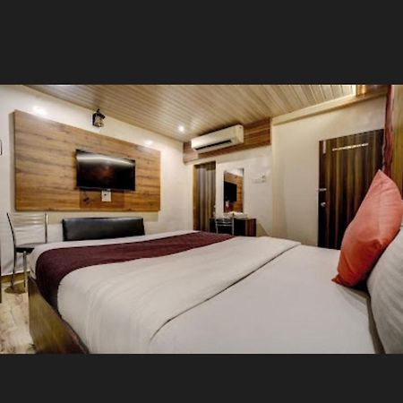 Hotel Green Park Мумбаї Екстер'єр фото