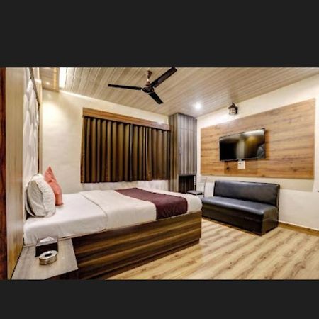 Hotel Green Park Мумбаї Екстер'єр фото