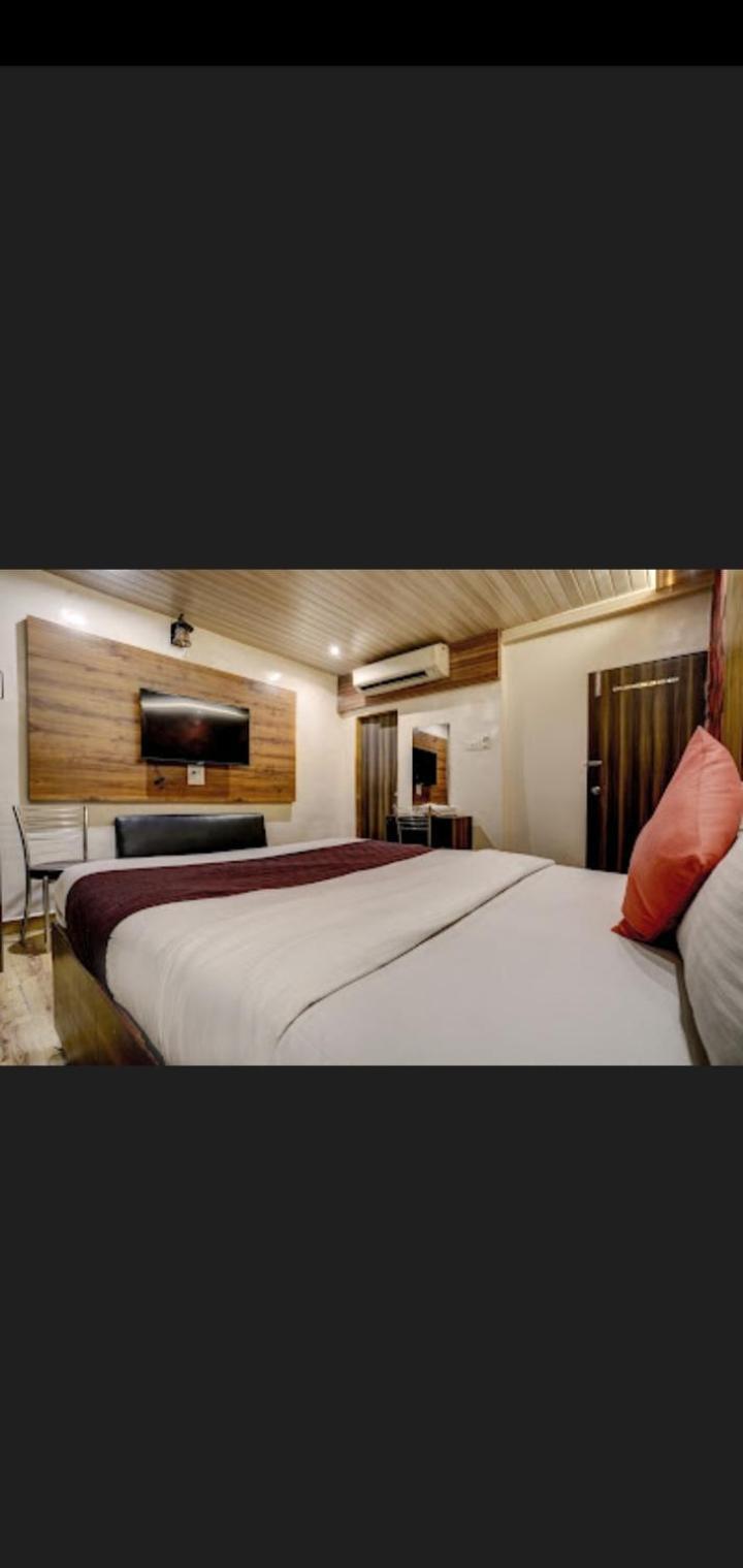 Hotel Green Park Мумбаї Екстер'єр фото
